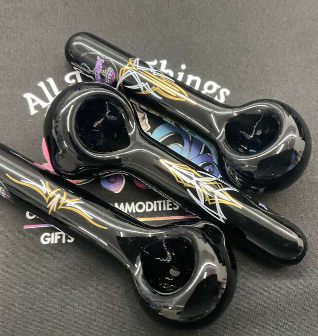 PinStripe Hand Pipes